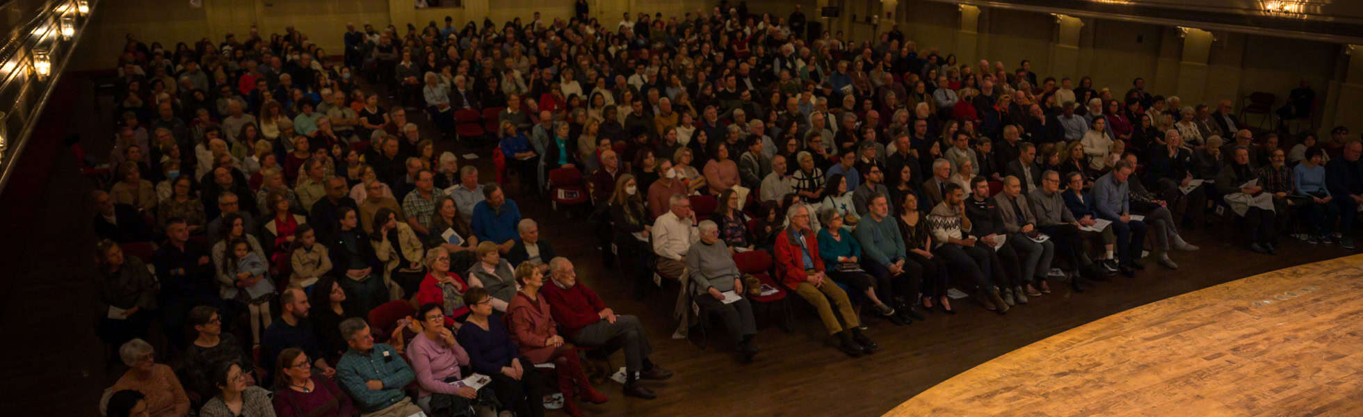 Mechanics Hall audience from above 1960x600