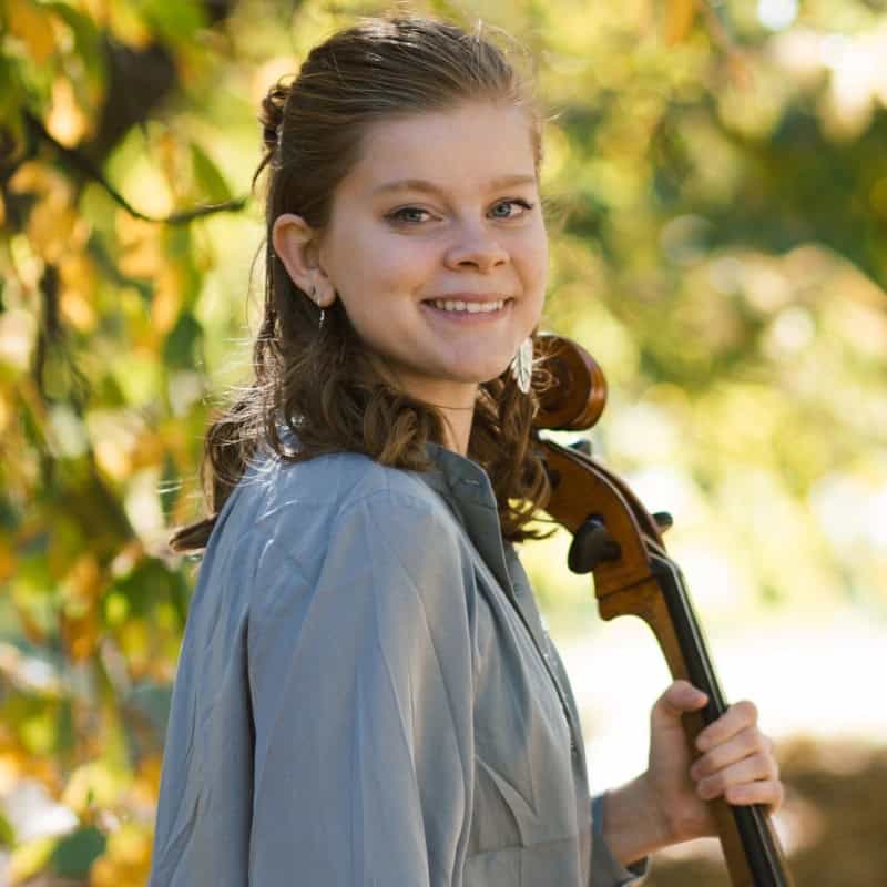 HydeAdrienne_800x800_acf_cropped Adrienne Hyde